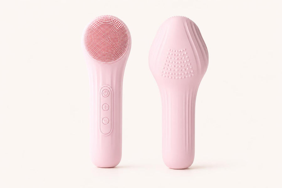 Front and back of the brush